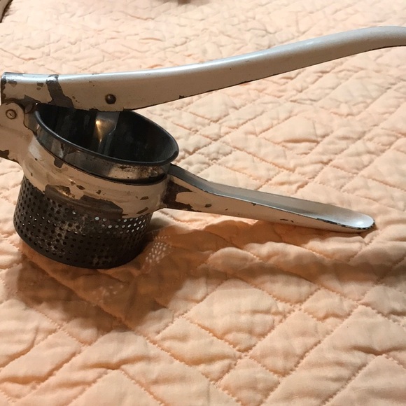 Potatoes Ricer - Picture 1 of 4